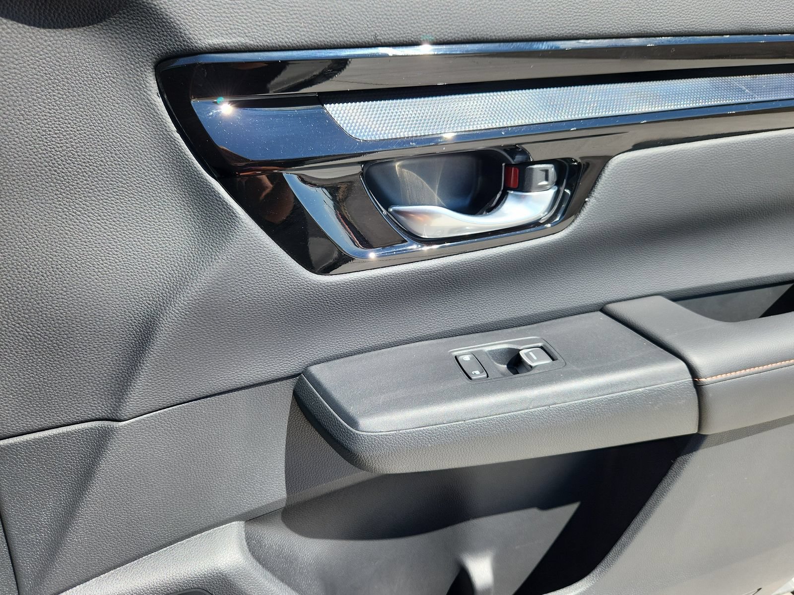 Used 2023 Honda CR-V Sport Touring image 16