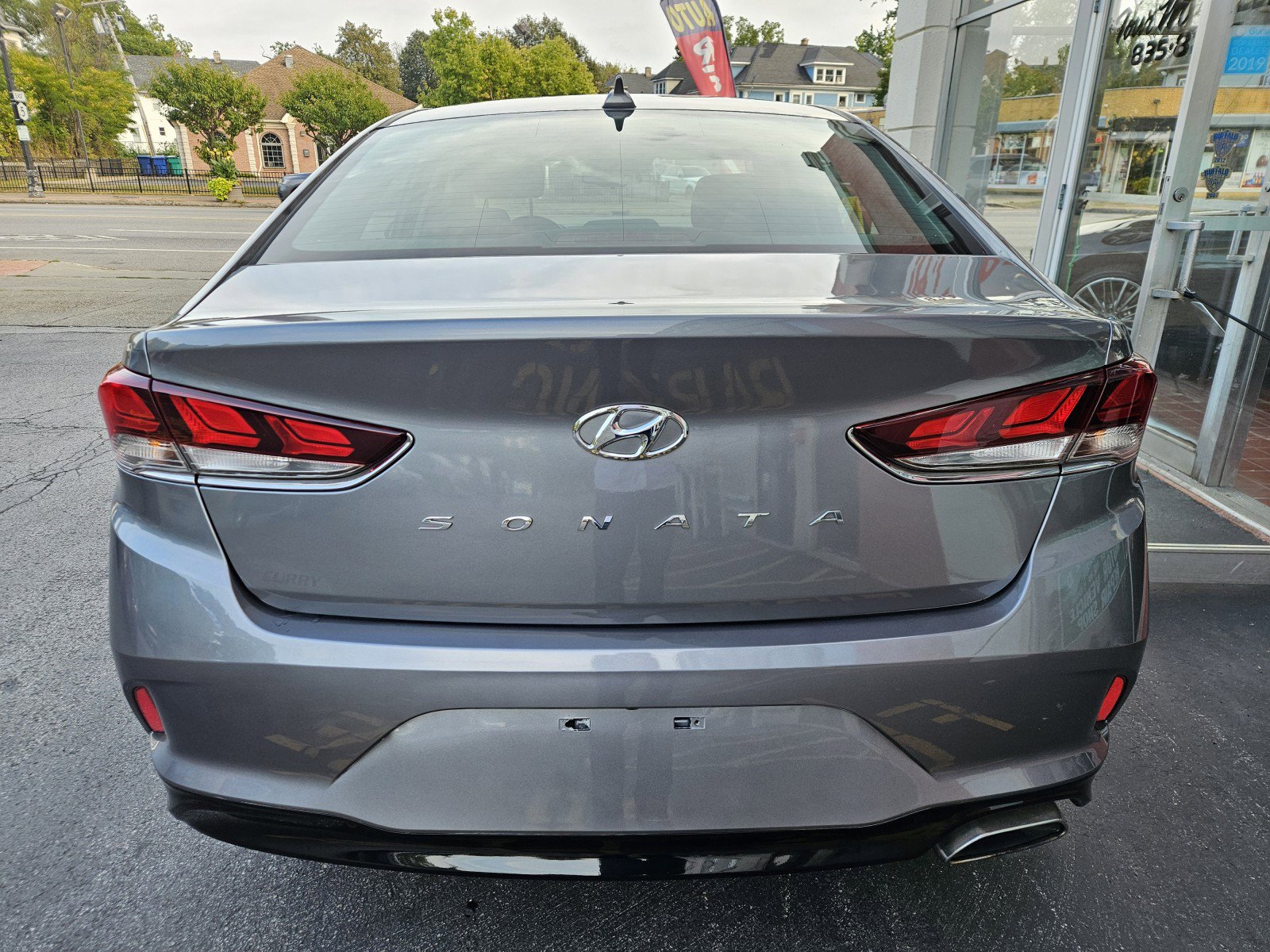 Used 2019 Hyundai Sonata SEL w/ Tech Package 02 image 9
