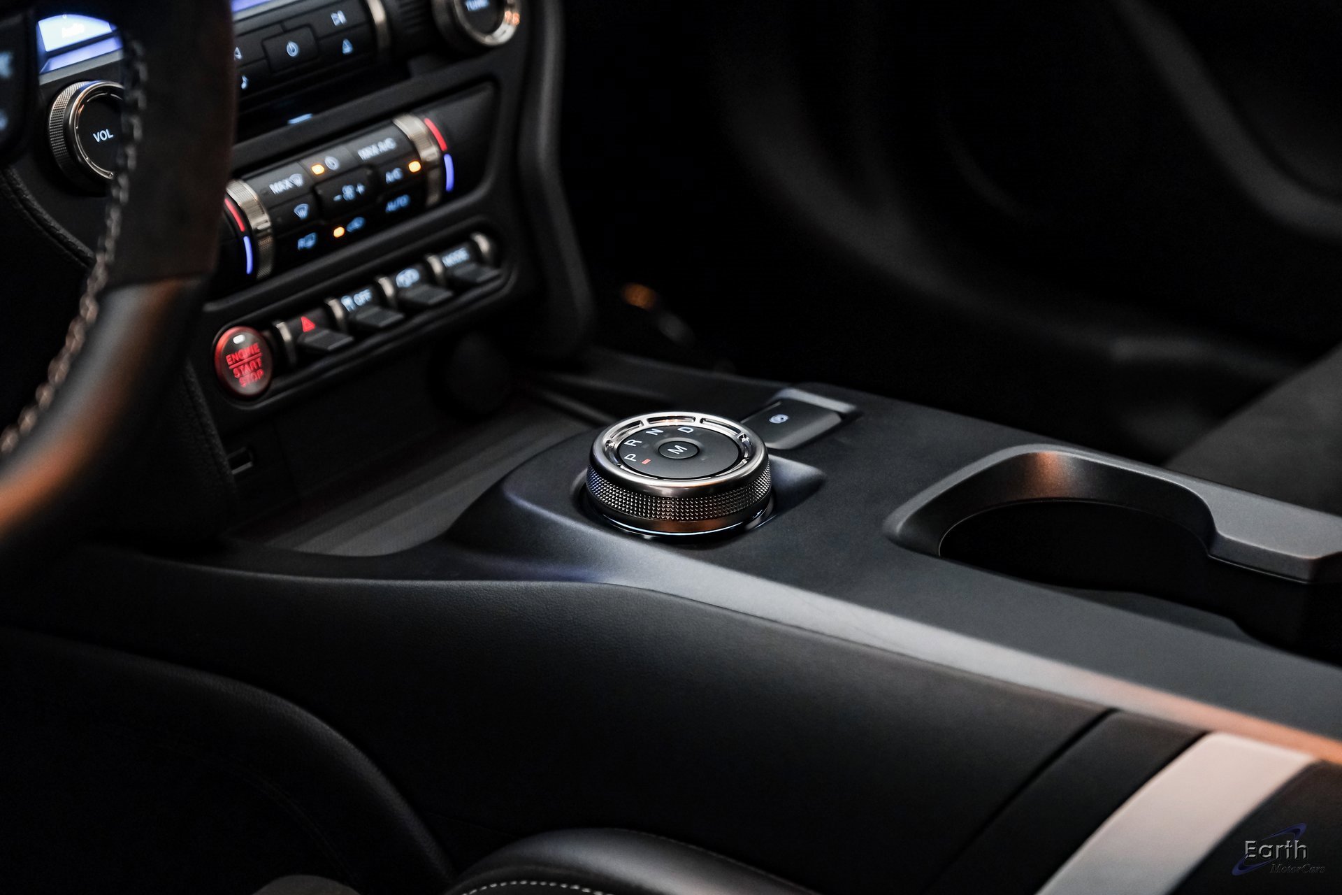 Used 2020 Ford Mustang Shelby GT500 w/ Carbon Fiber Track Pack image 45