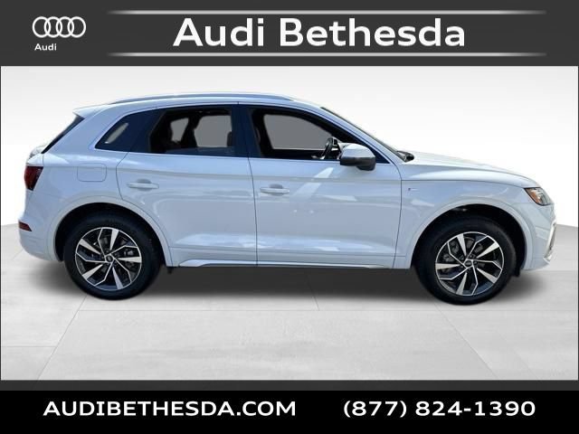 Certified 2024 Audi Q5 2.0T Premium w/ Convenience Package AWD/4WD image 8