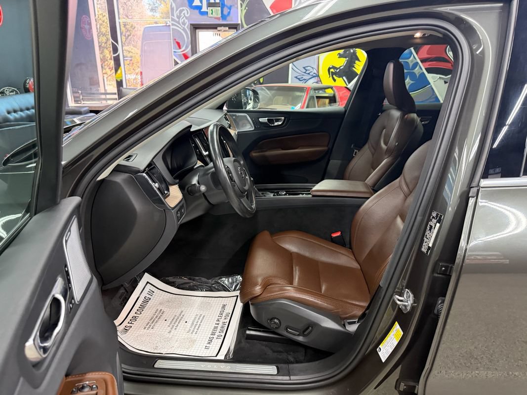 Used 2019 Volvo XC60 T6 Inscription w/ Protection Package Premier AWD/4WD image 10