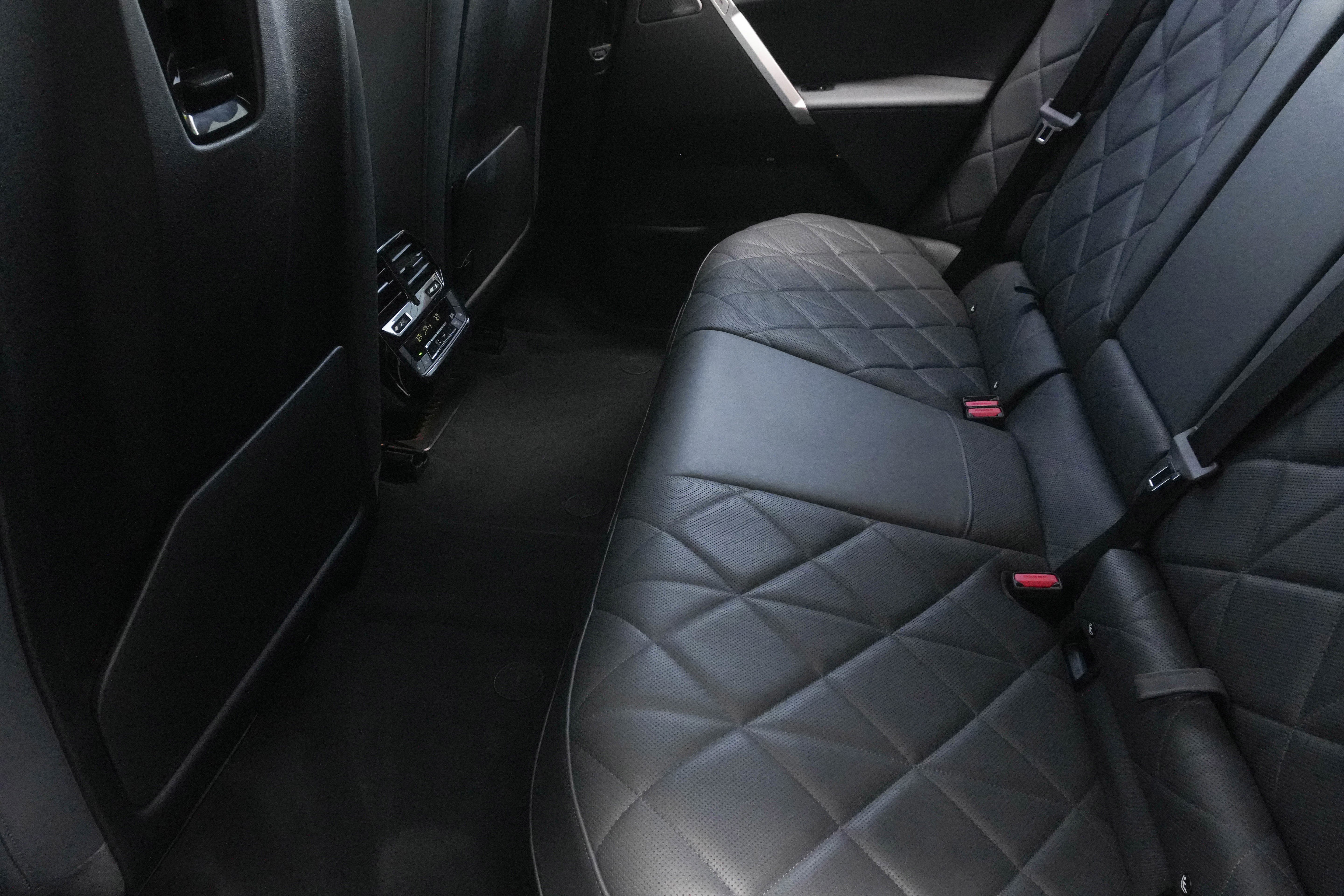 Certified 2023 BMW iX M60 w/ Executive Package AWD/4WD image 37