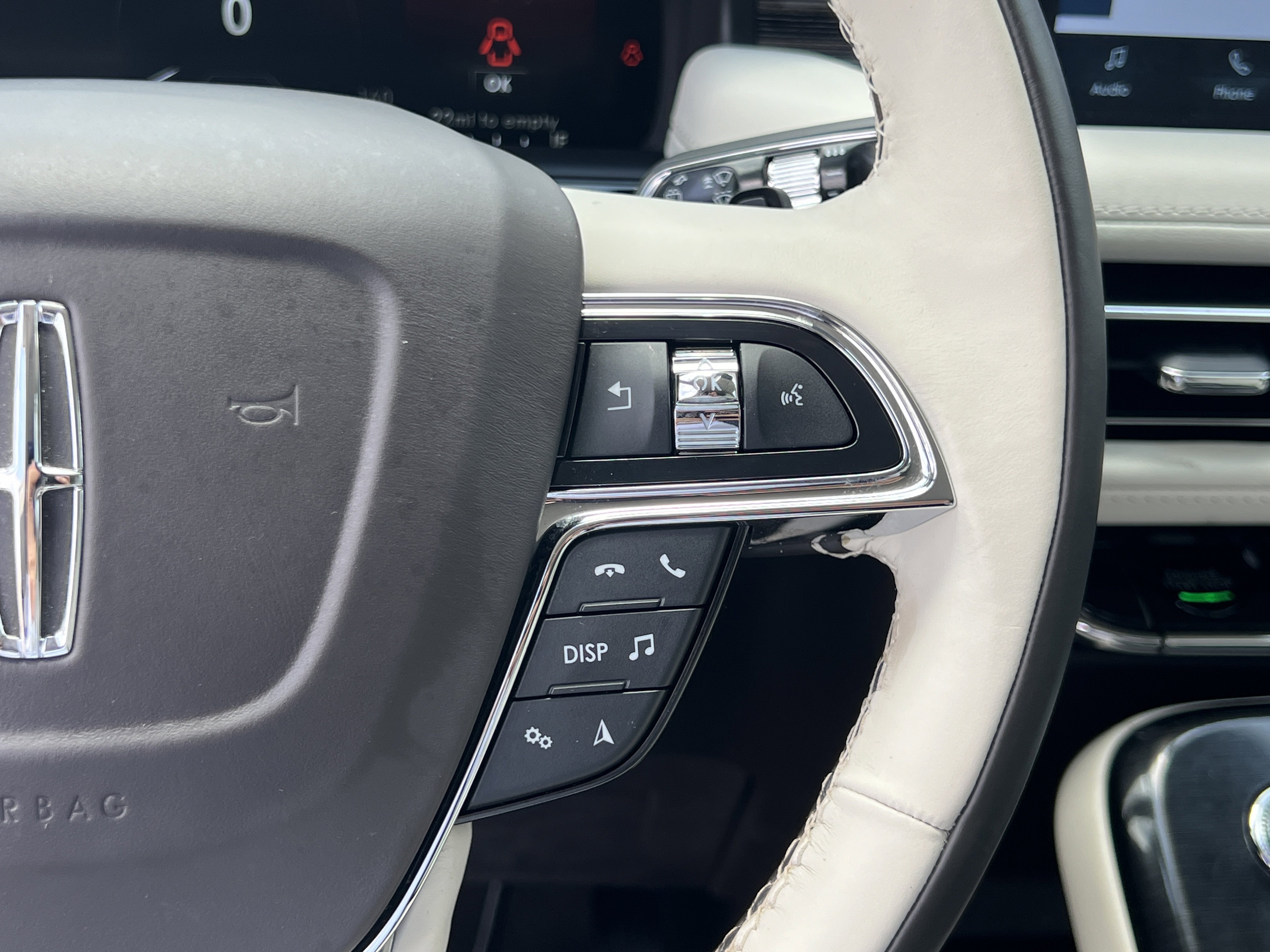 Certified 2022 Lincoln Nautilus Black Label AWD/4WD image 17
