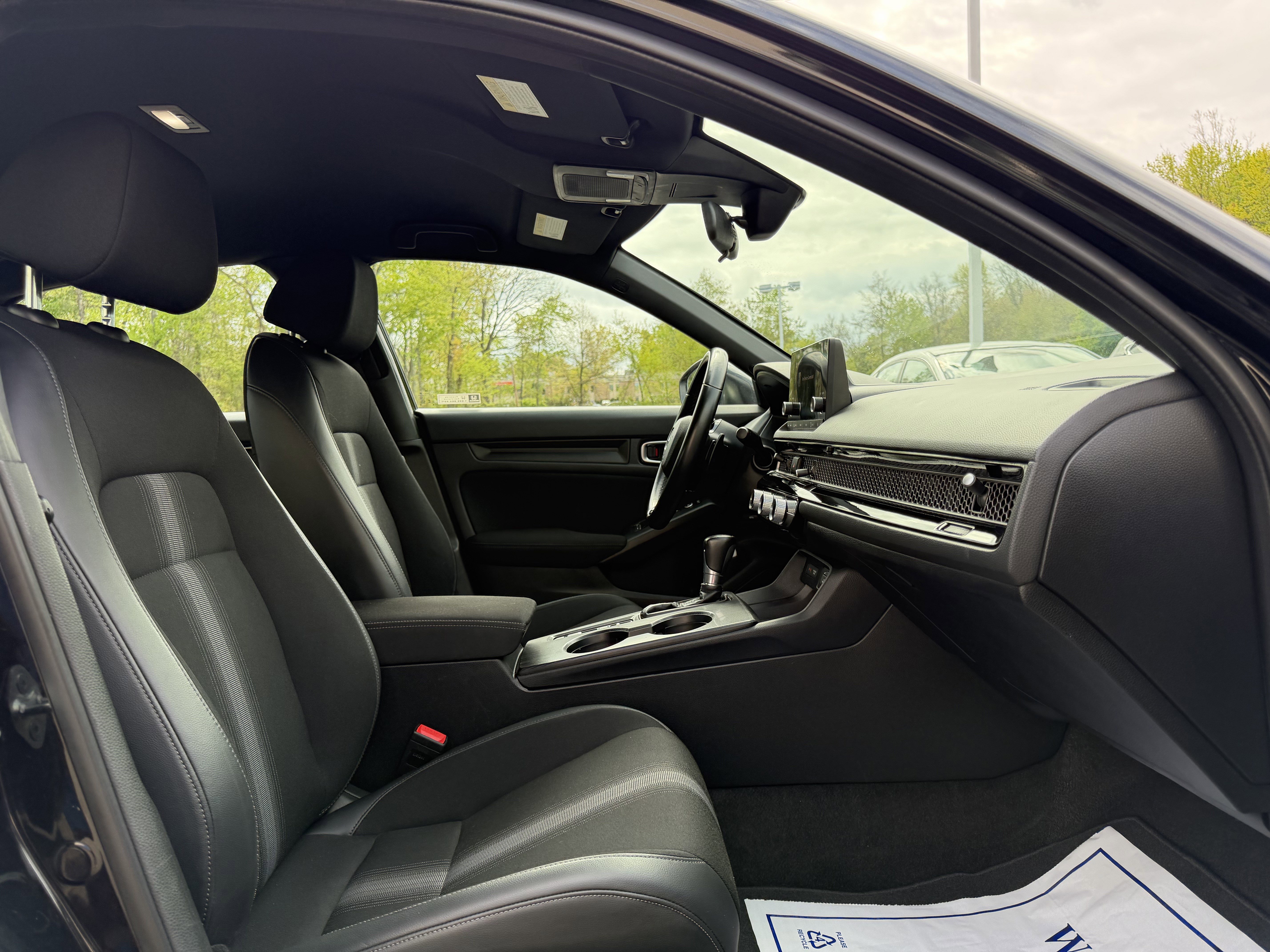 Used 2022 Honda Civic Sport image 12