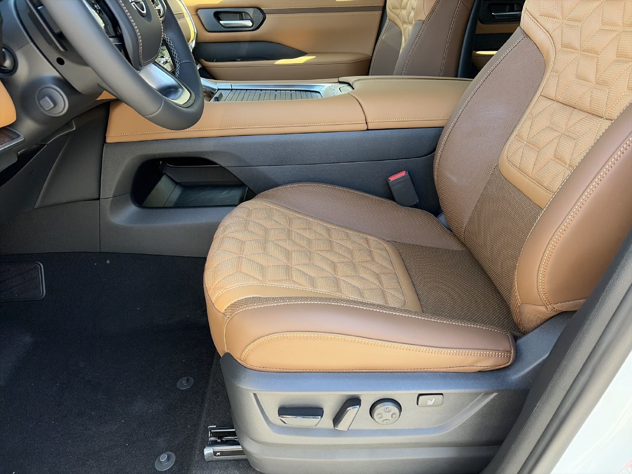 New 2026 Nissan Armada Platinum Reserve AWD/4WD image 18