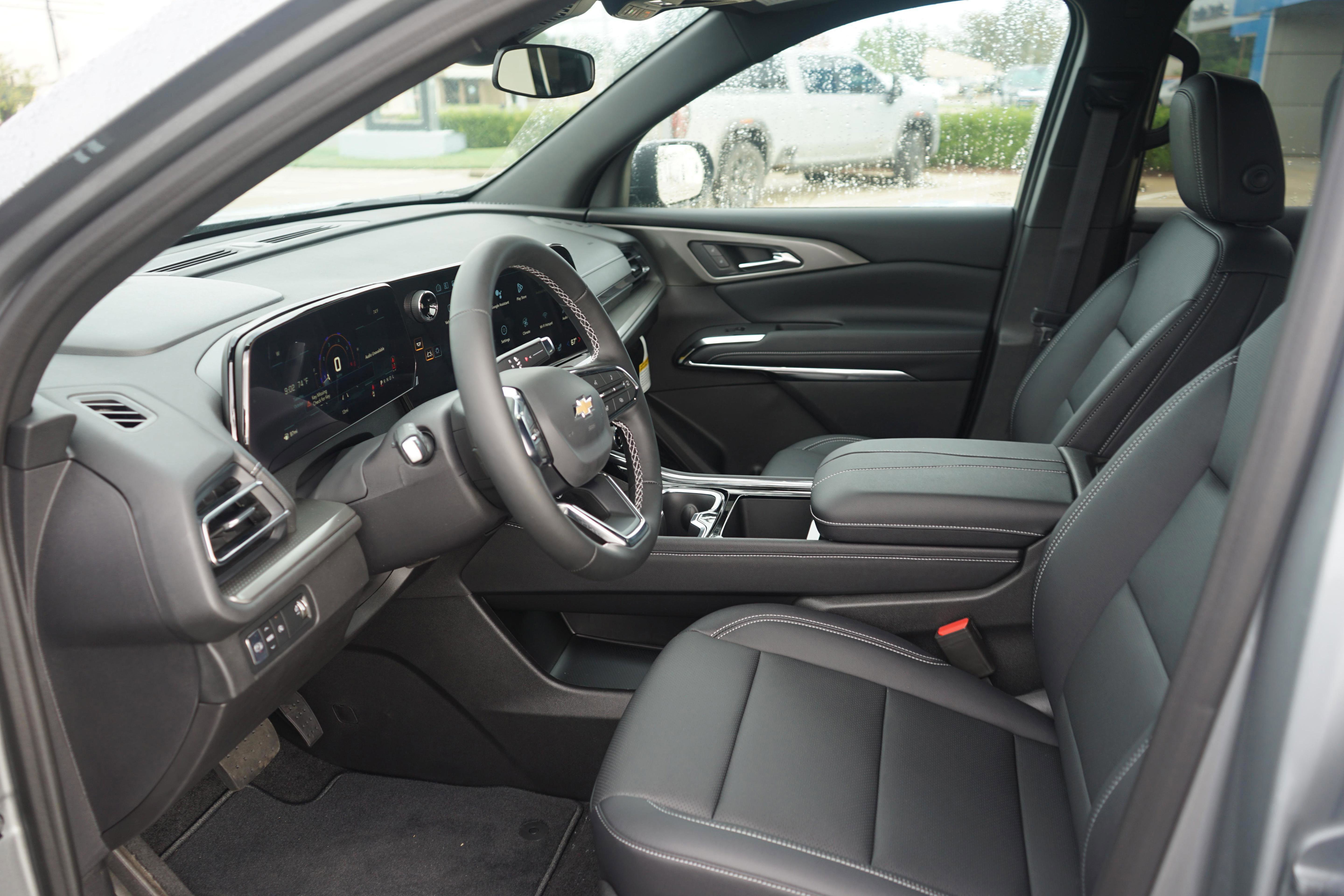 New 2026 Chevrolet Traverse LT image 10