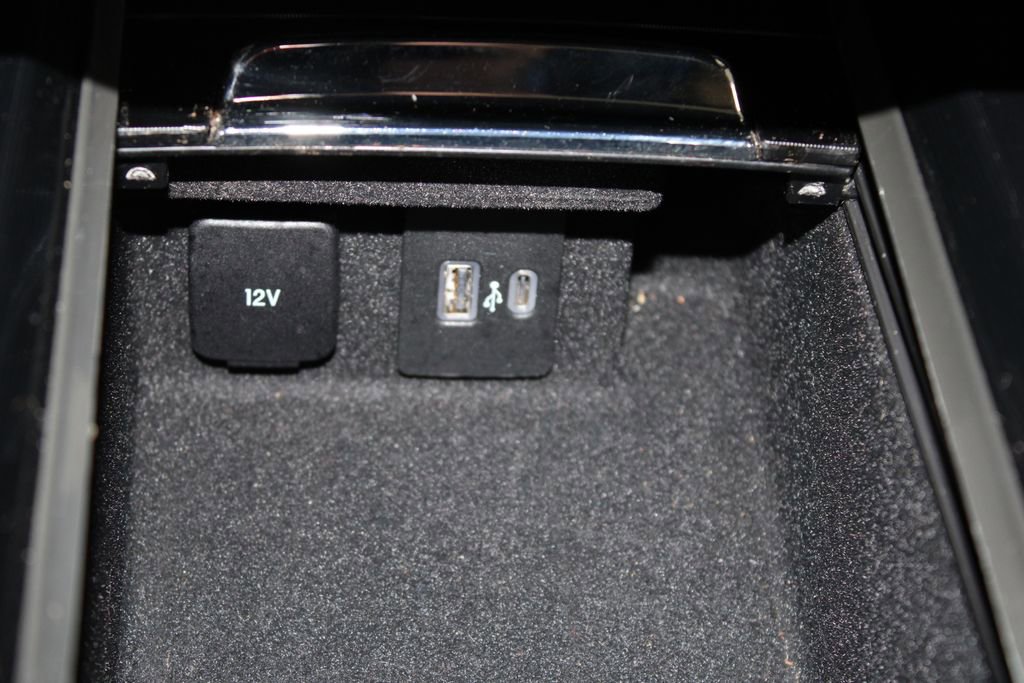 Used 2022 Lincoln Corsair Grand Touring image 45