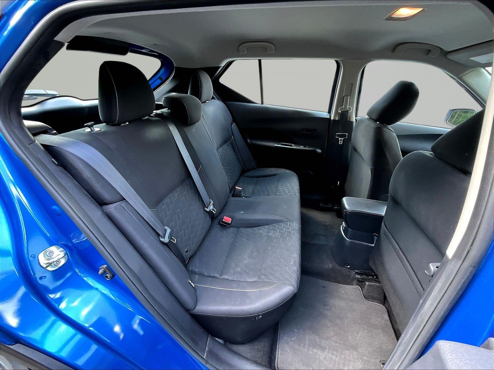 Used 2022 Nissan Kicks S FWD image 25