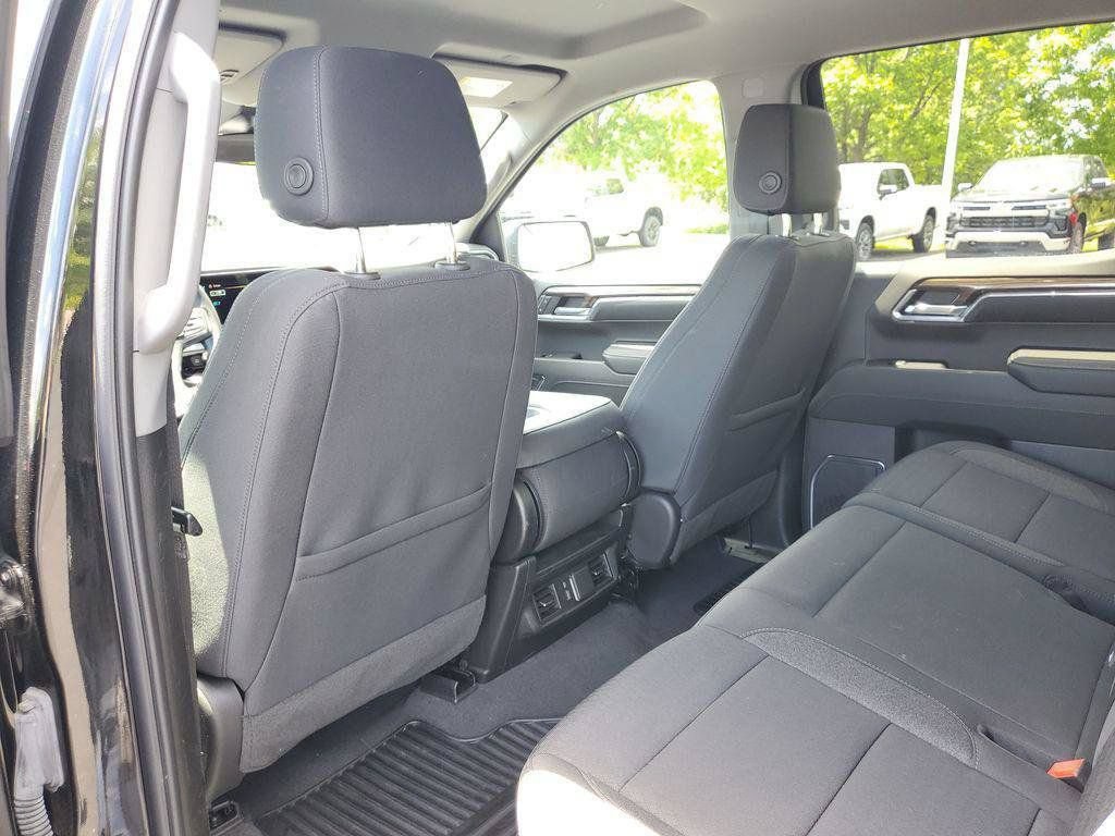 Certified 2024 Chevrolet Silverado 1500 LT AWD/4WD image 27