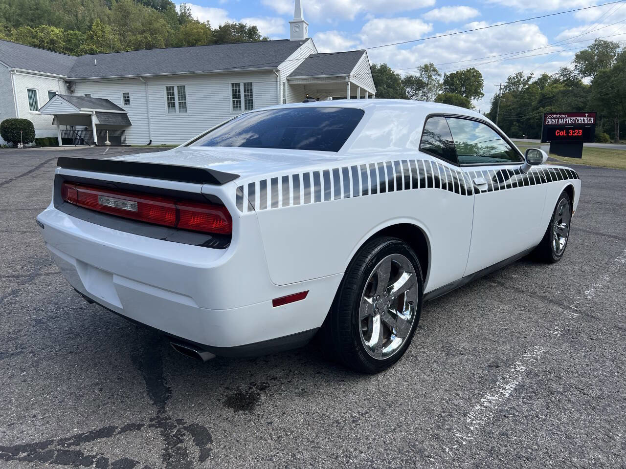 Used 2013 Dodge Challenger SXT w/ Super Sport Group image 3
