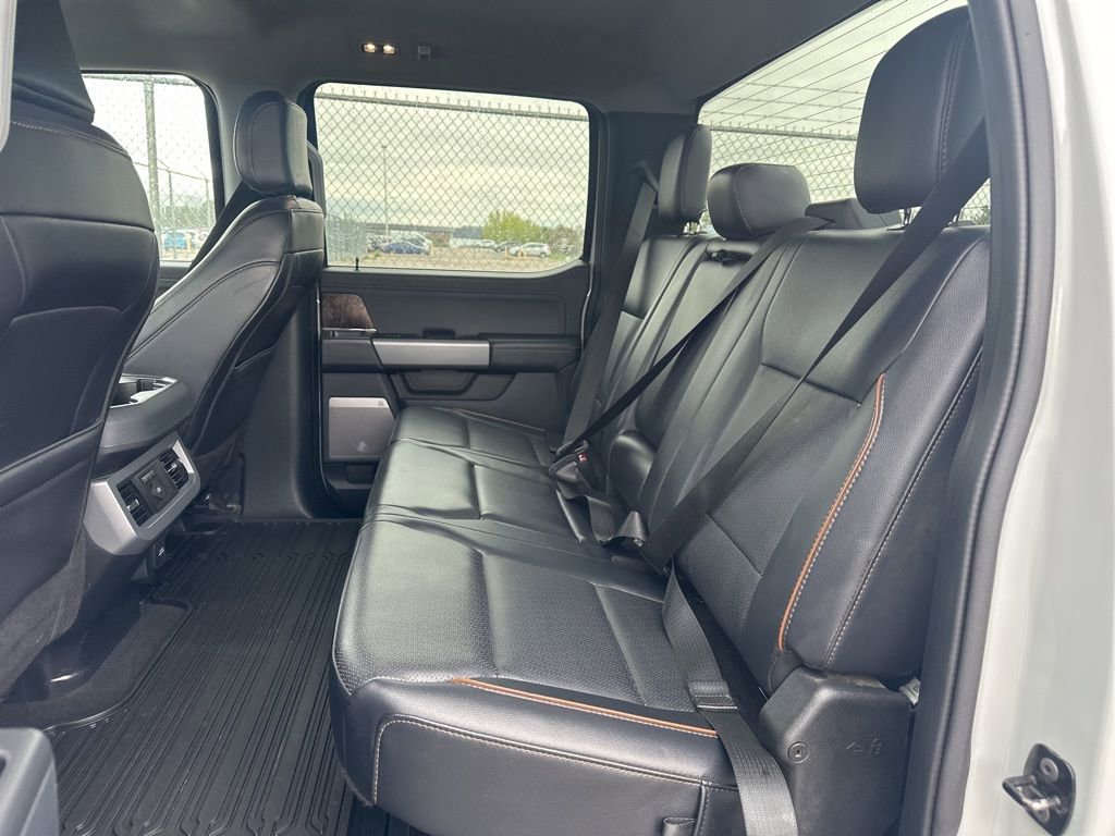 Used 2025 Ford F350 Lariat AWD/4WD image 7