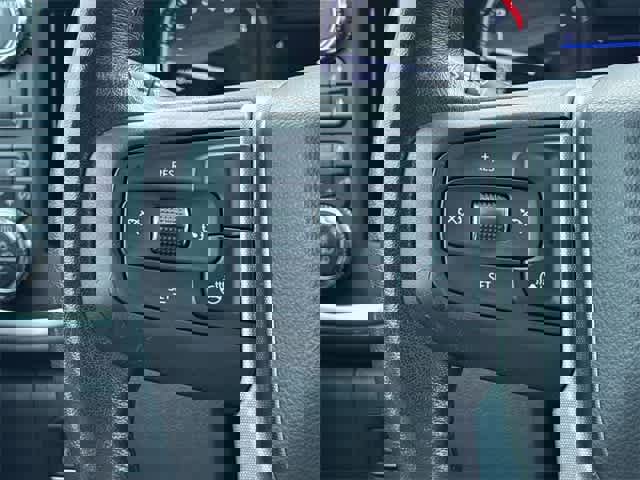 Used 2021 GMC Sierra 1500 SLT image 24