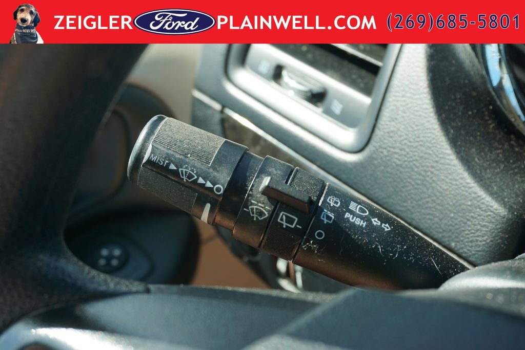 Used 2016 Dodge Grand Caravan SXT FWD image 25