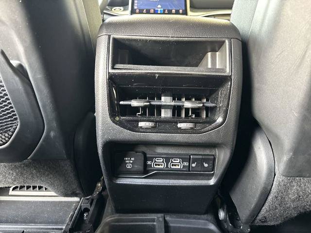 Used 2022 Jeep Grand Cherokee Trailhawk AWD/4WD image 21