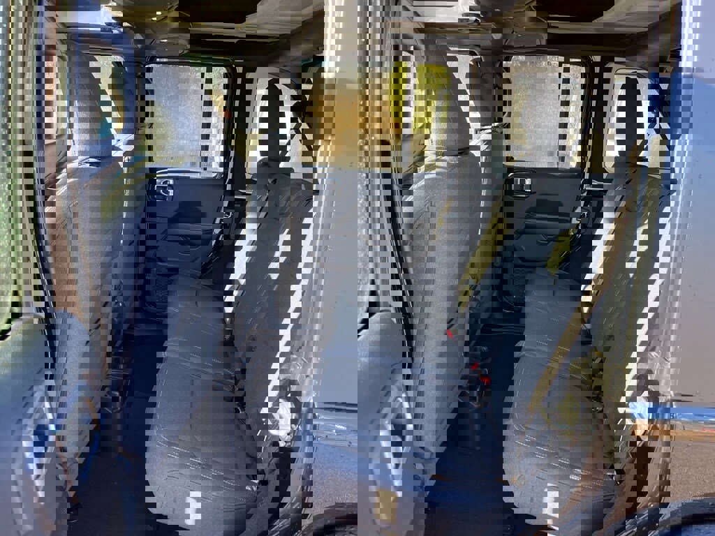 Used 2024 Jeep Wrangler Sahara w/ Safety Group image 10