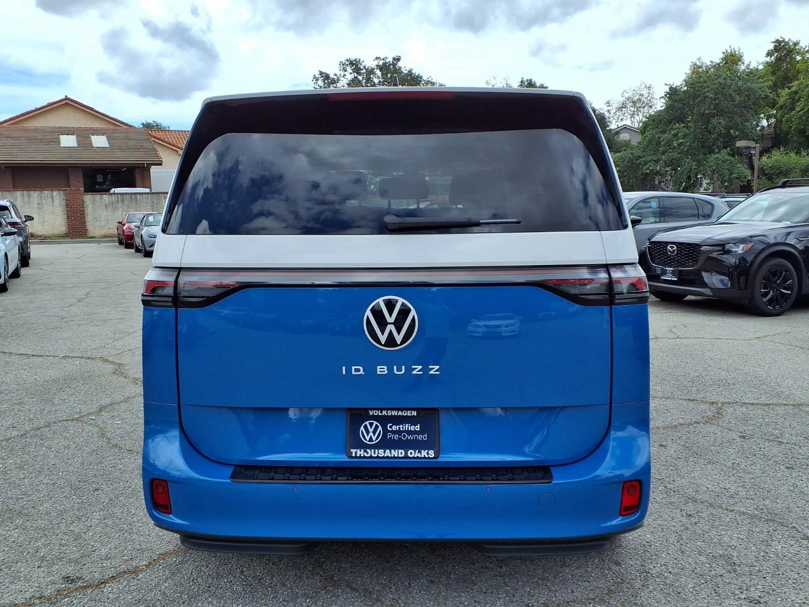 Certified 2025 Volkswagen ID. Buzz 1st Edition RWD image 8