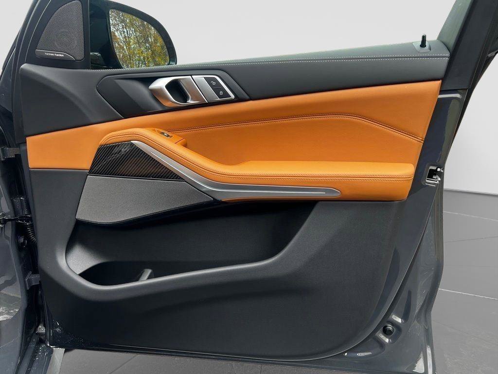 New 2026 BMW X5 M60i AWD/4WD image 21