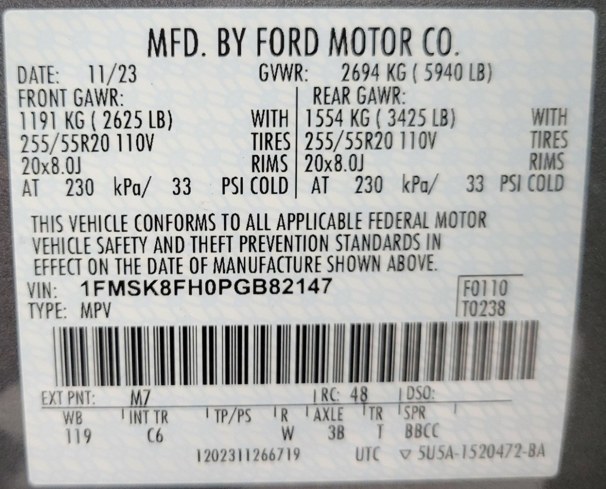 Used 2023 Ford Explorer Limited w/ Equipment Group 301A image 26