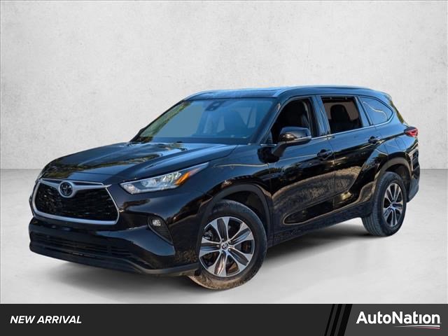 Used 2020 Toyota Highlander XLE
