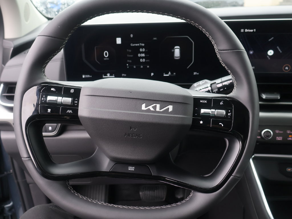 New 2027 Kia Carnival SX w/ Dark Edition Package FWD image 32