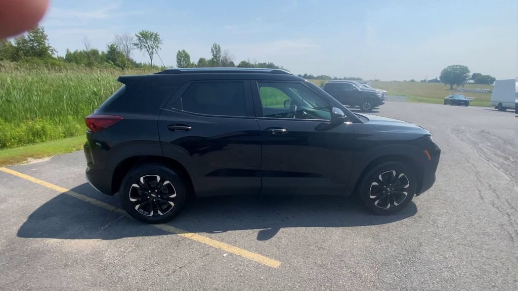 Certified 2023 Chevrolet TrailBlazer LT FWD image 9