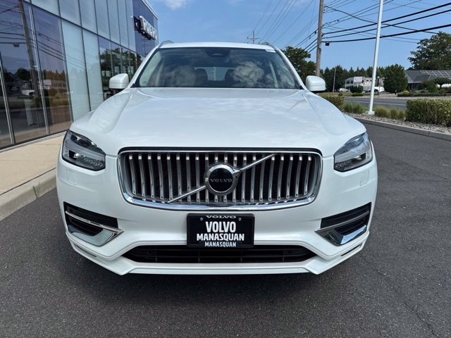 Certified 2024 Volvo XC90 B5 Core w/ Protection Package Premier AWD/4WD image 7