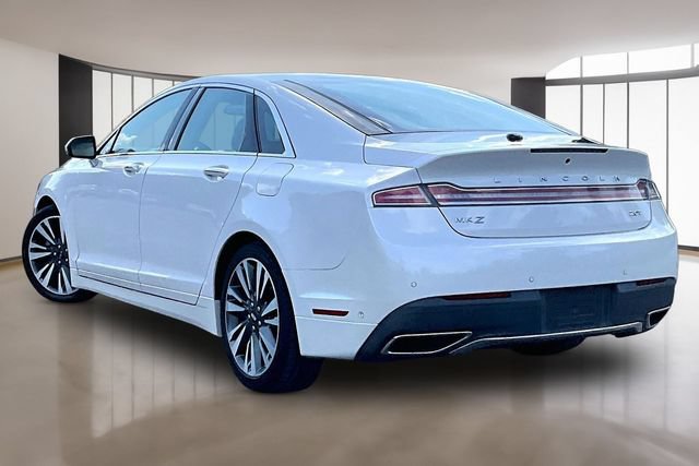 Used 2017 Lincoln MKZ Reserve w/ Luxury Package FWD image 4