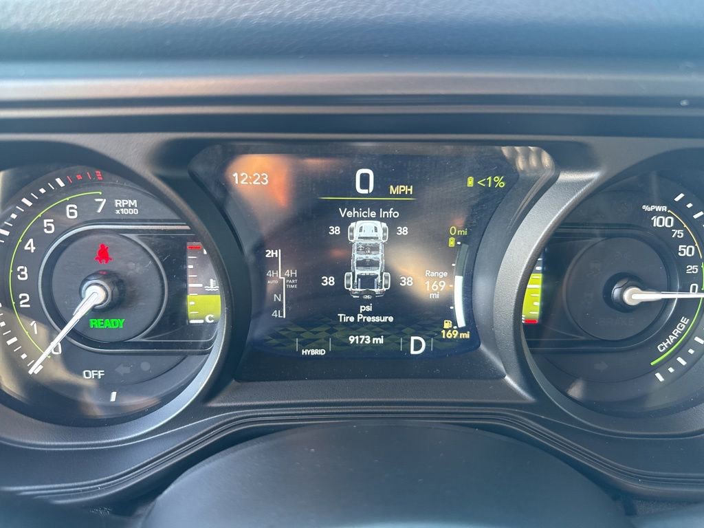 Certified 2025 Jeep Wrangler Willys 4xe image 17