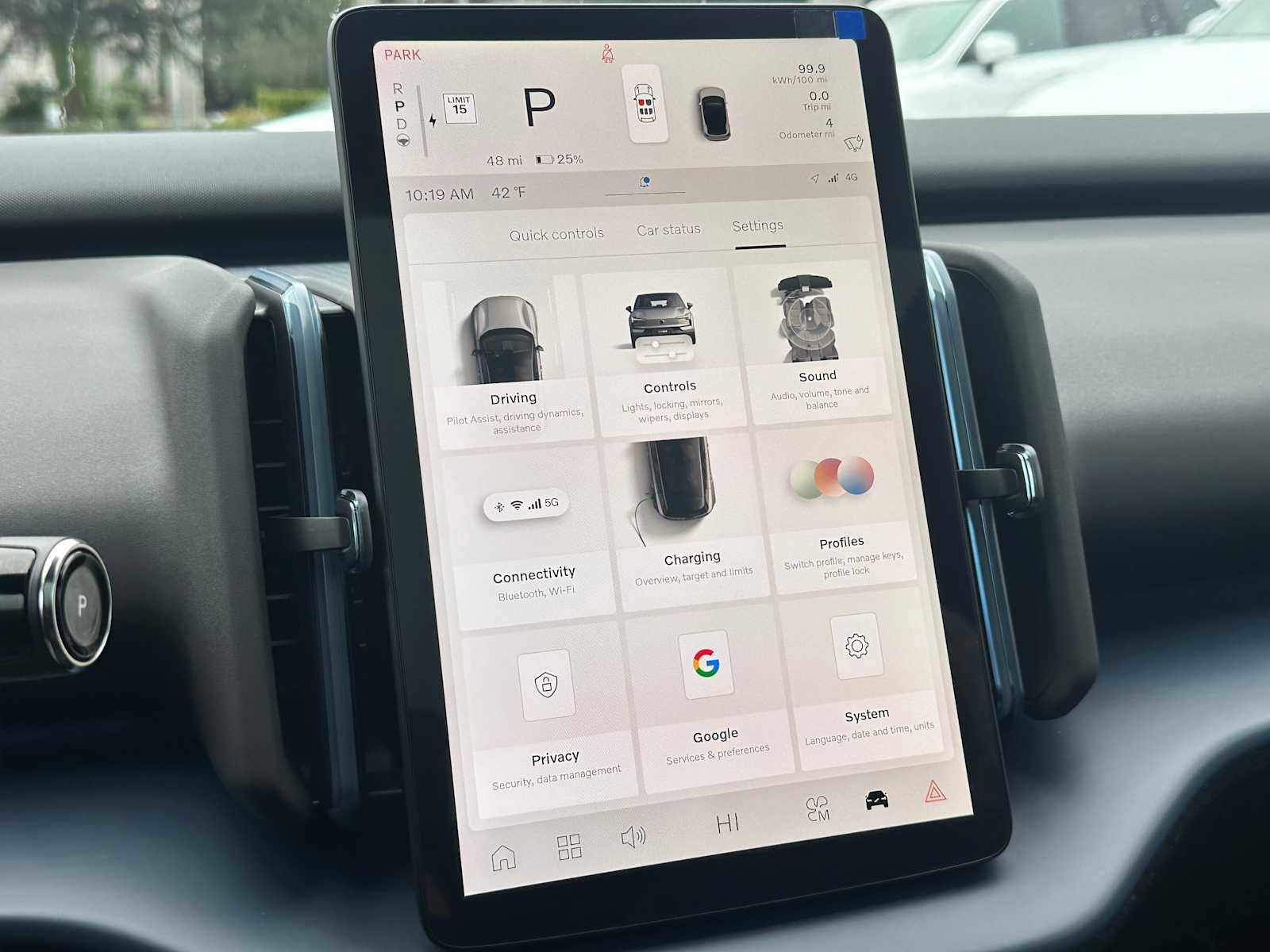 New 2026 Volvo EX30 Ultra w/ Protection Package image 28