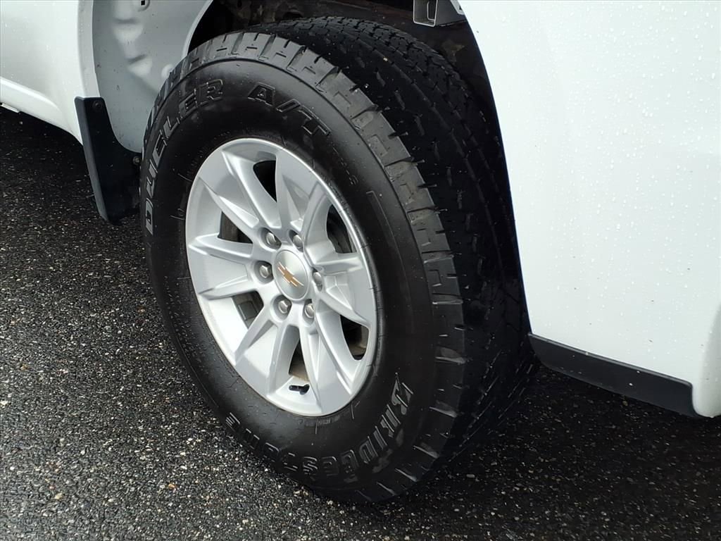 Used 2025 Chevrolet Silverado 1500 LT w/ Work Truck Package image 11