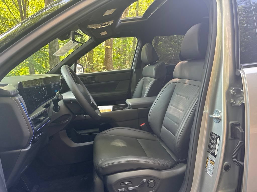 Used 2026 Hyundai Santa Fe Calligraphy AWD/4WD image 10
