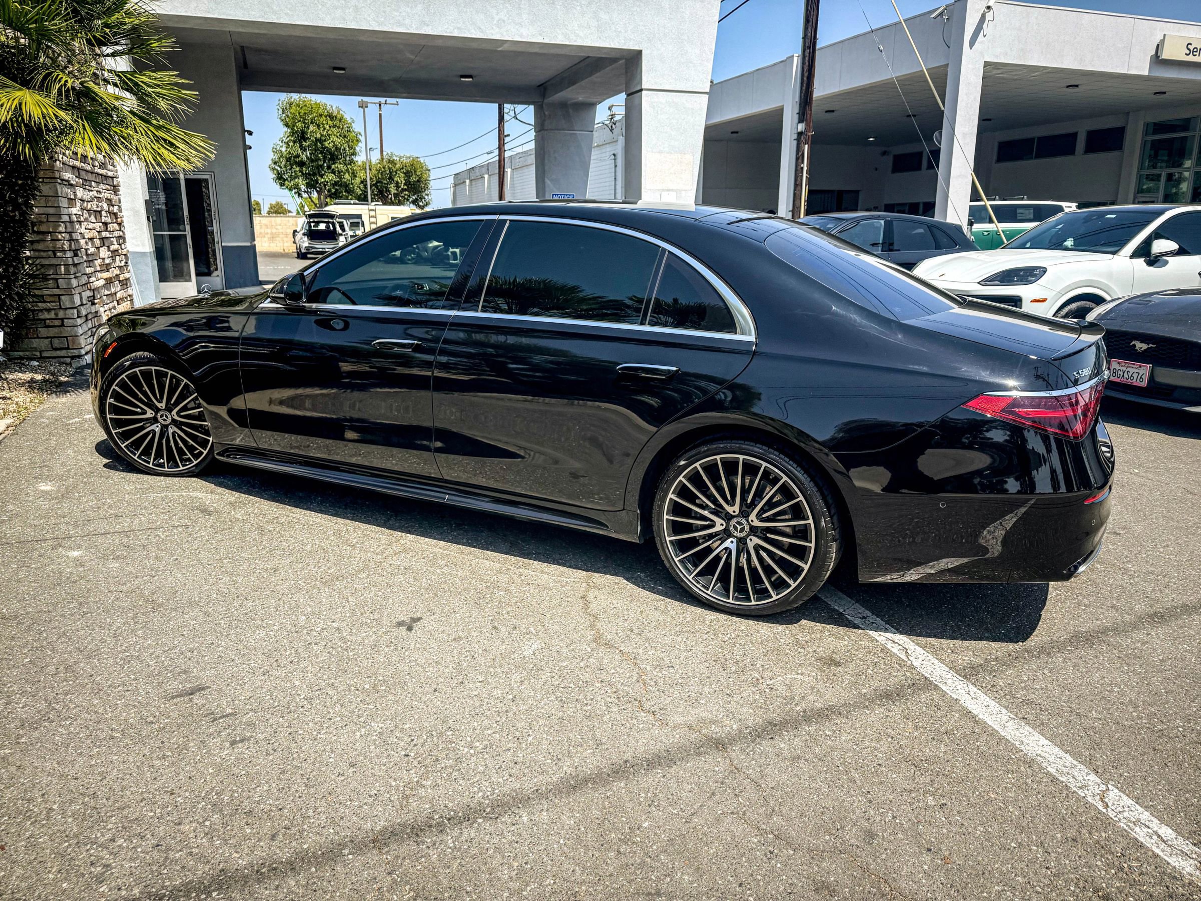 Used 2022 Mercedes-Benz S 580 4MATIC Sedan image 4