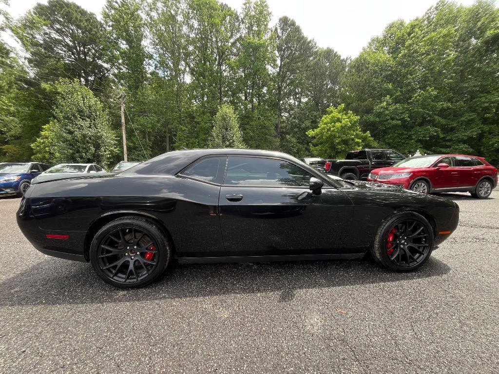 Used 2018 Dodge Challenger R/T Scat Pack w/ Dynamics Package RWD image 7