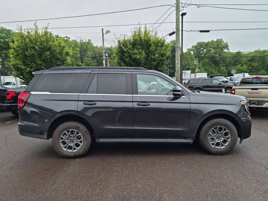 New 2026 Ford Expedition Active AWD/4WD image 4