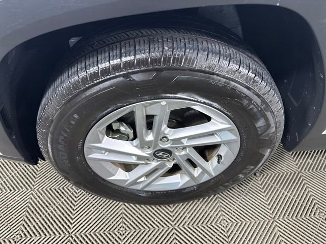 Certified 2025 Hyundai Tucson SE image 10