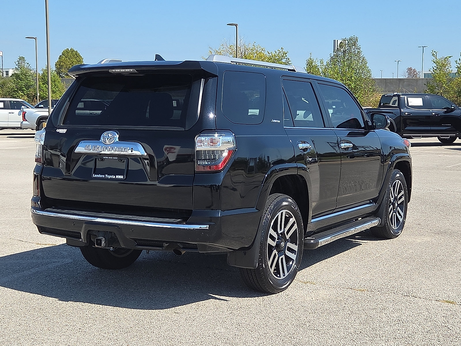 Used 2016 Toyota 4Runner Limited AWD/4WD image 5