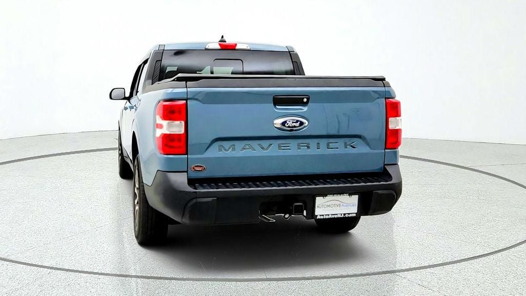 Used 2022 Ford Maverick Lariat FWD image 6