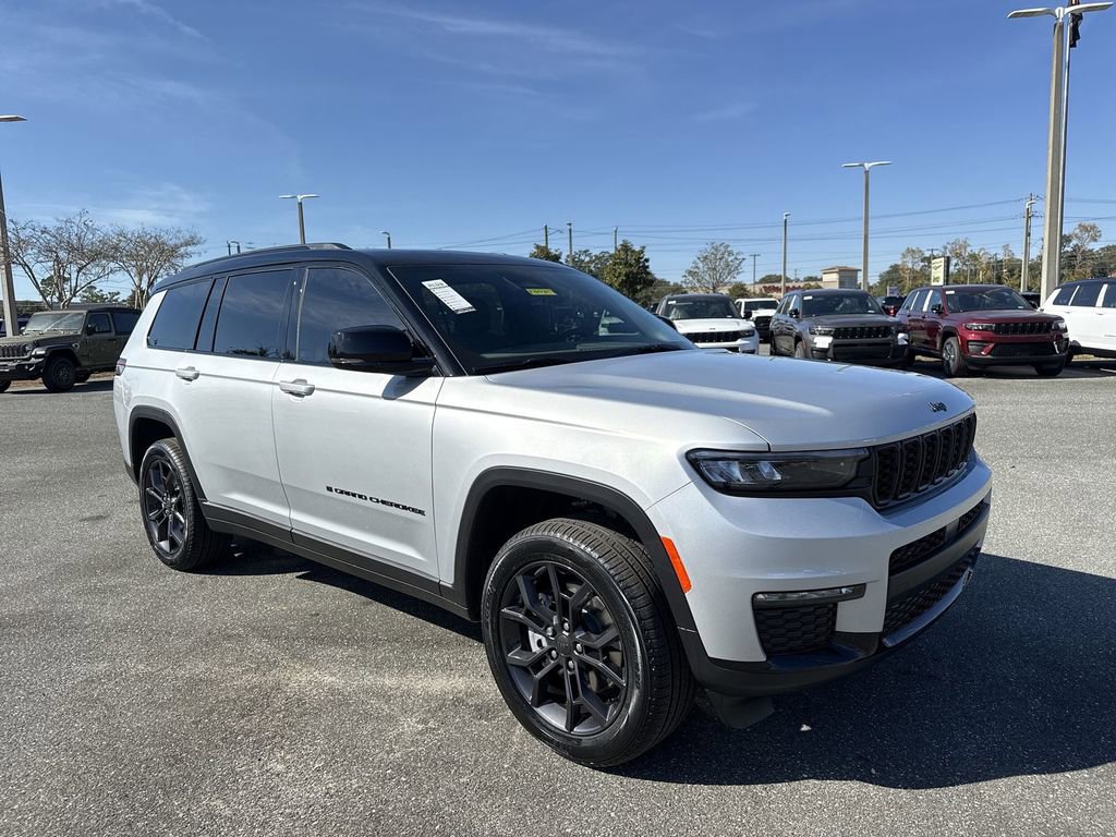 New 2025 Jeep Grand Cherokee L Limited w/ Trailer Tow Package