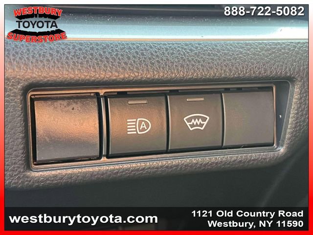 Used 2023 Toyota Prius LE image 22