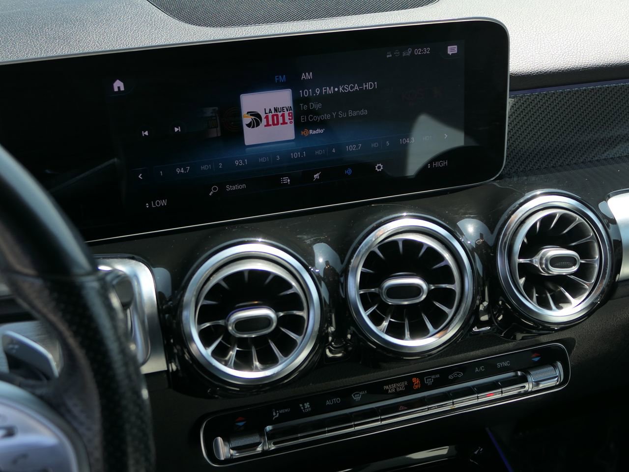 Used 2021 Mercedes-Benz GLB 250 image 19