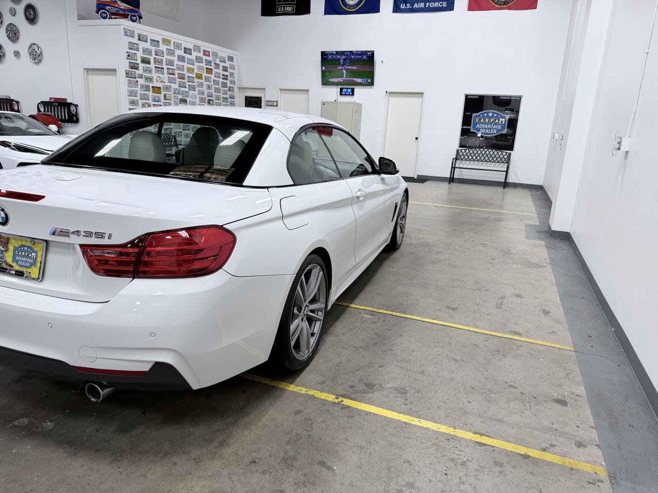 Used 2015 BMW 435i Convertible RWD image 22