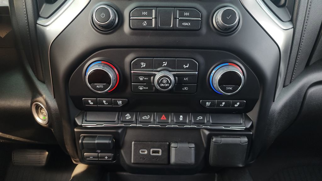 Used 2022 Chevrolet Silverado 2500 LTZ image 25