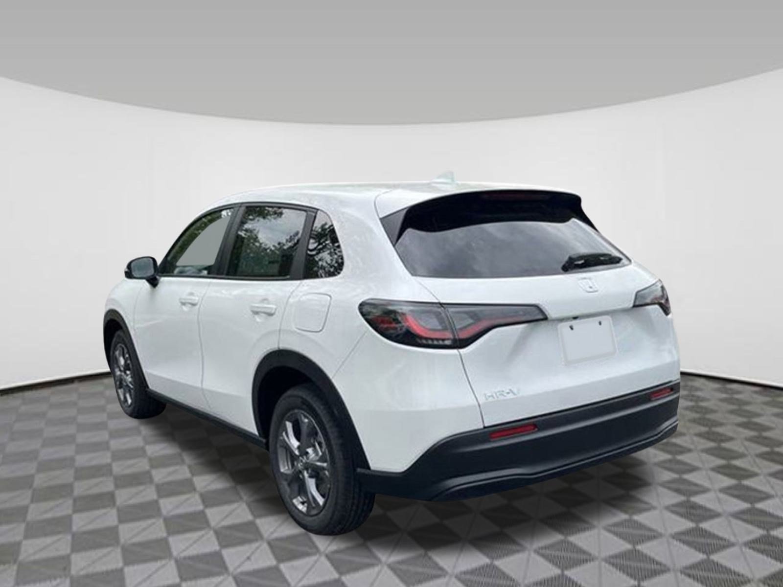 New 2026 Honda HR-V LX image 4