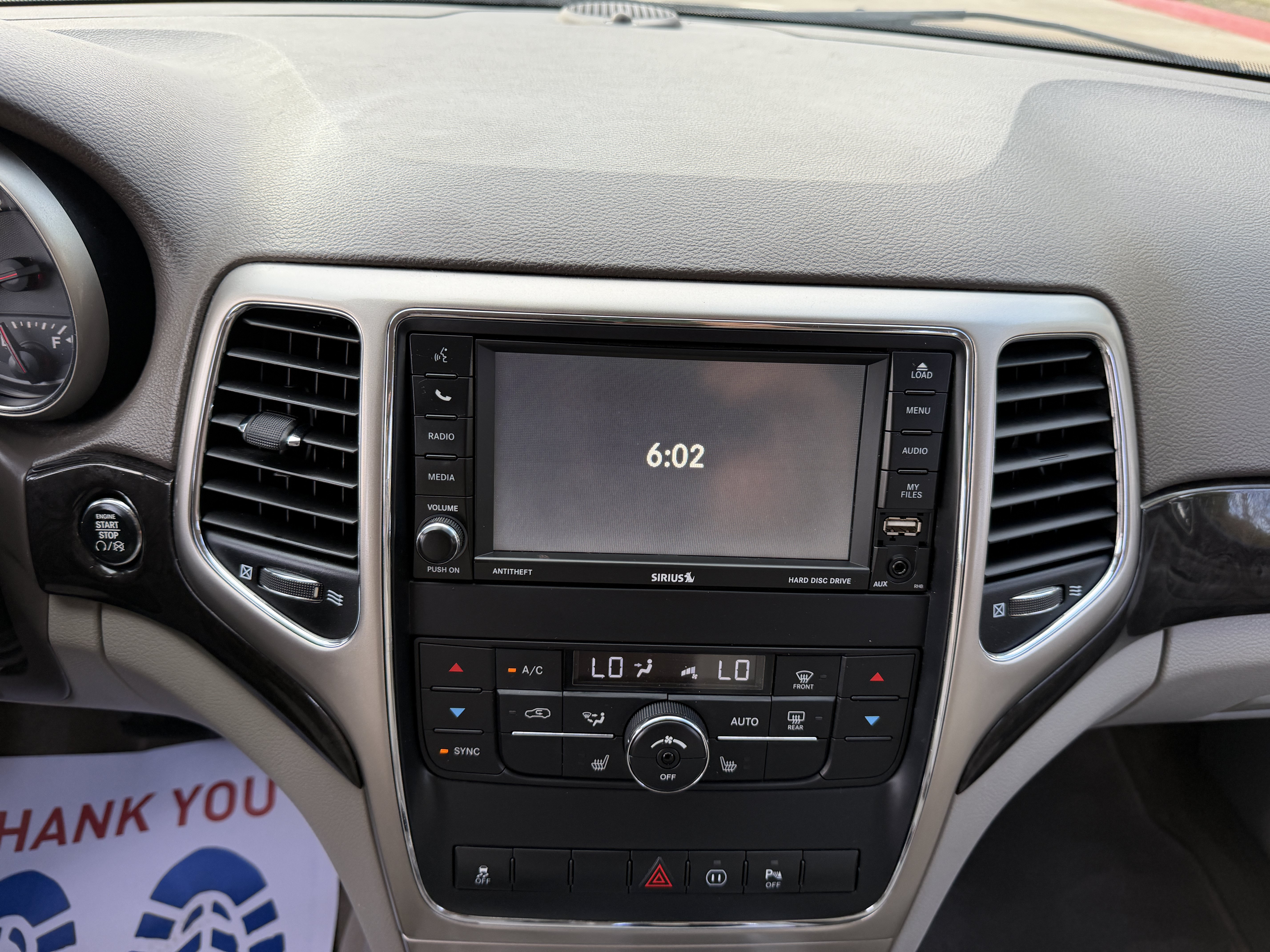 Used 2012 Jeep Grand Cherokee Laredo RWD image 27