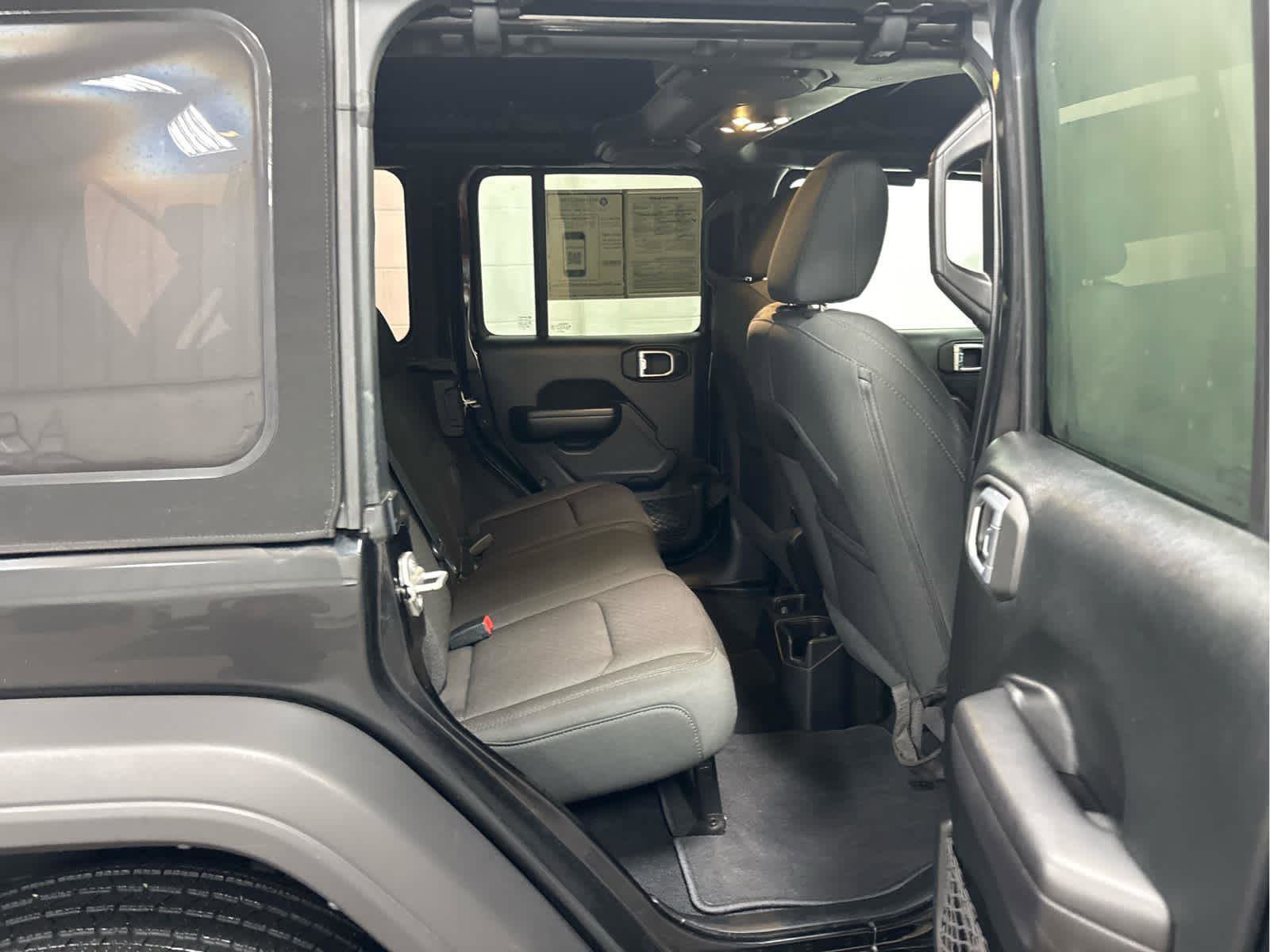 Used 2021 Jeep Wrangler Unlimited Sport image 20