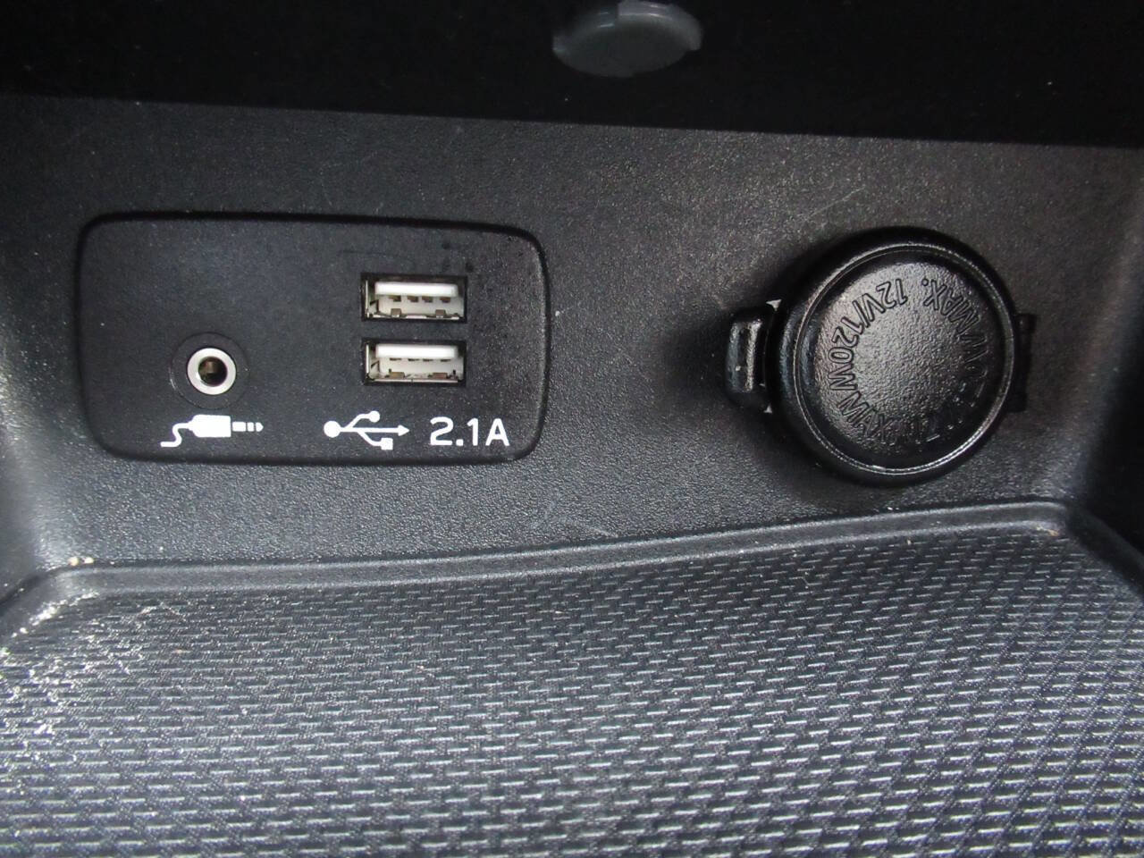 Used 2022 Subaru Forester Premium AWD/4WD image 33