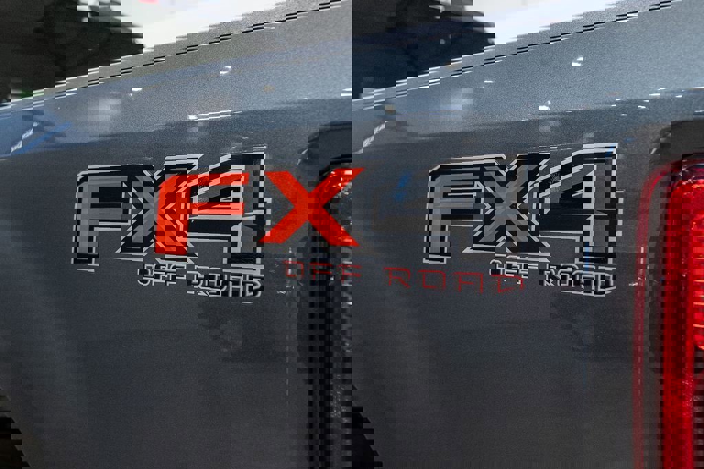 Used 2020 Ford F350 XLT w/ XLT Premium Package image 14