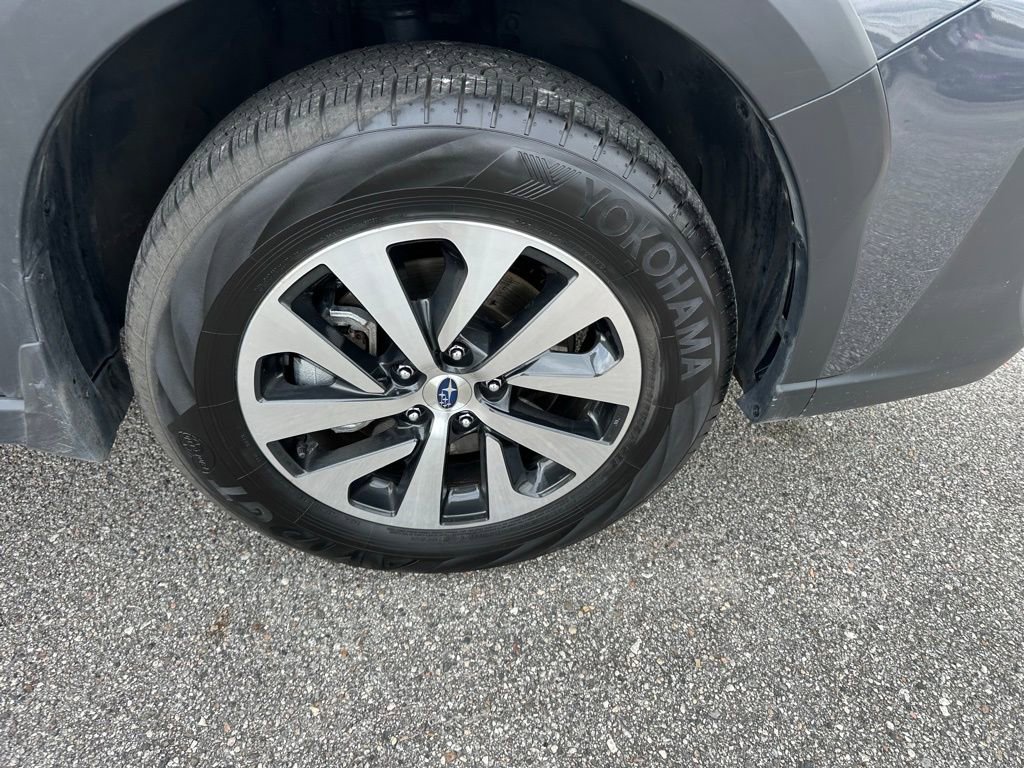 Used 2023 Subaru Outback Premium w/ Tech Package 1 image 4