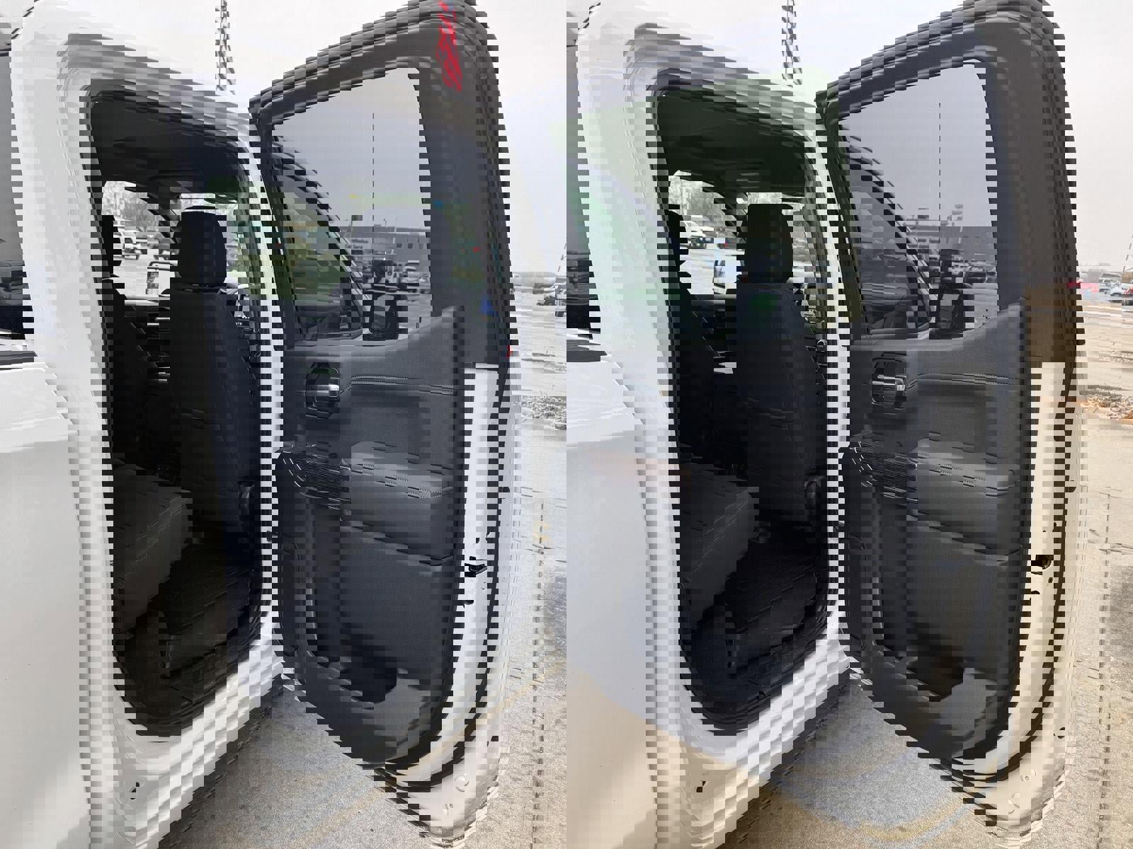 Used 2020 GMC Sierra 1500 Elevation w/ Elevation Value Package image 27