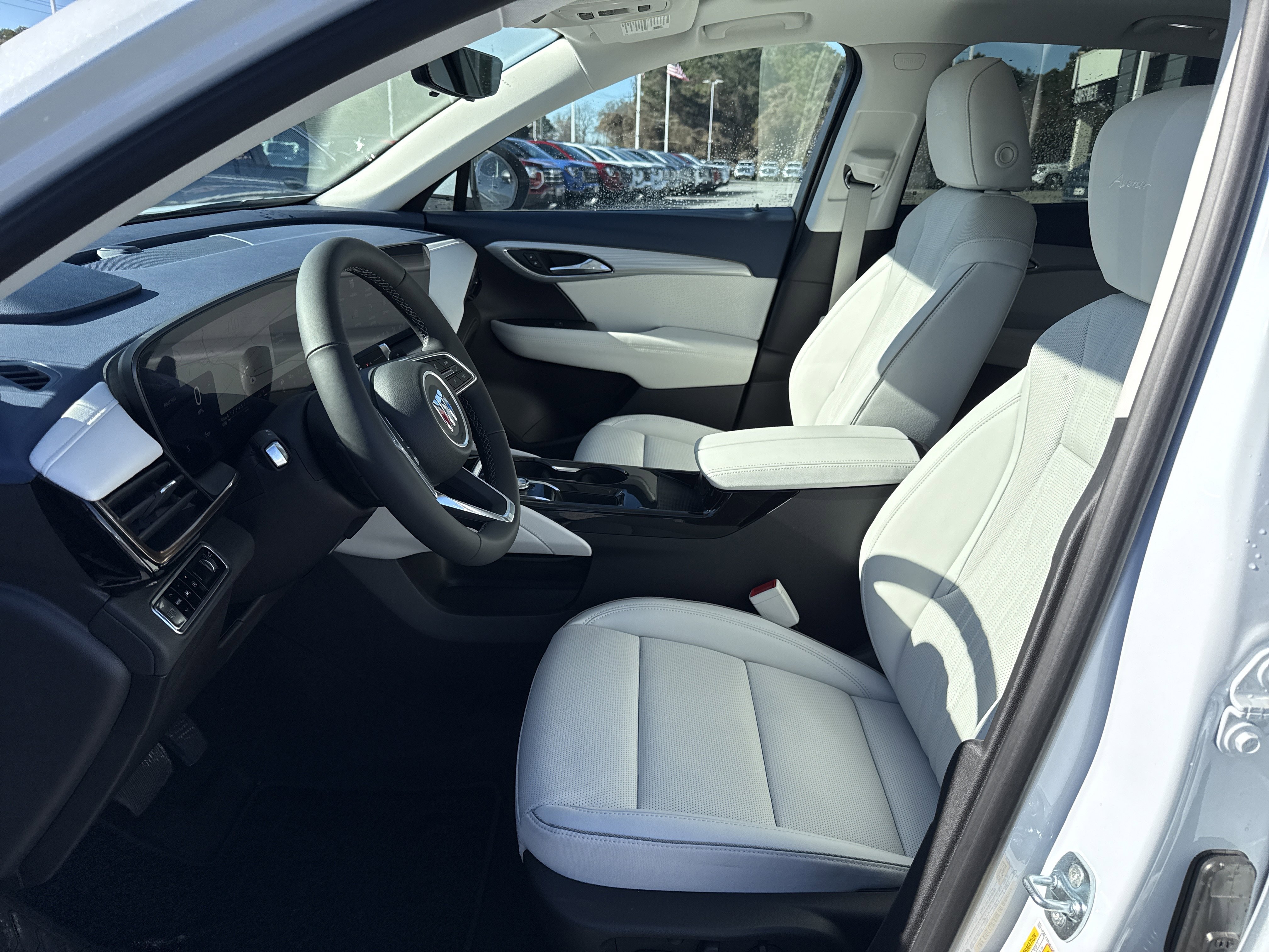 New 2026 Buick Envision Avenir image 10